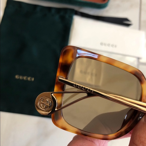 🔥NEW GUCCI SHOW STOPPER SUNGLASSES 🔥 - Picture 8 of 14